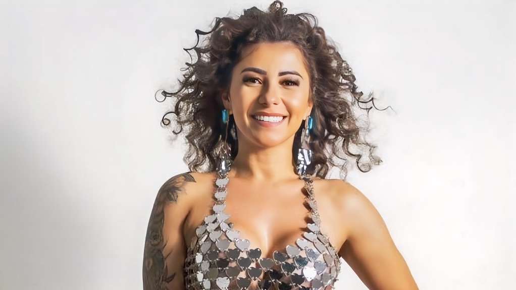 Taciana Gomes a voz do arrocha que encanta o Brasil