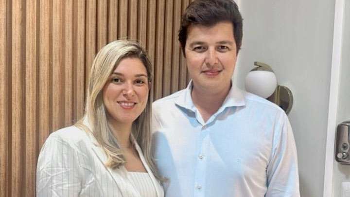 Avanços em testes genéticos oferecem opções para redução do risco de câncer de mama.