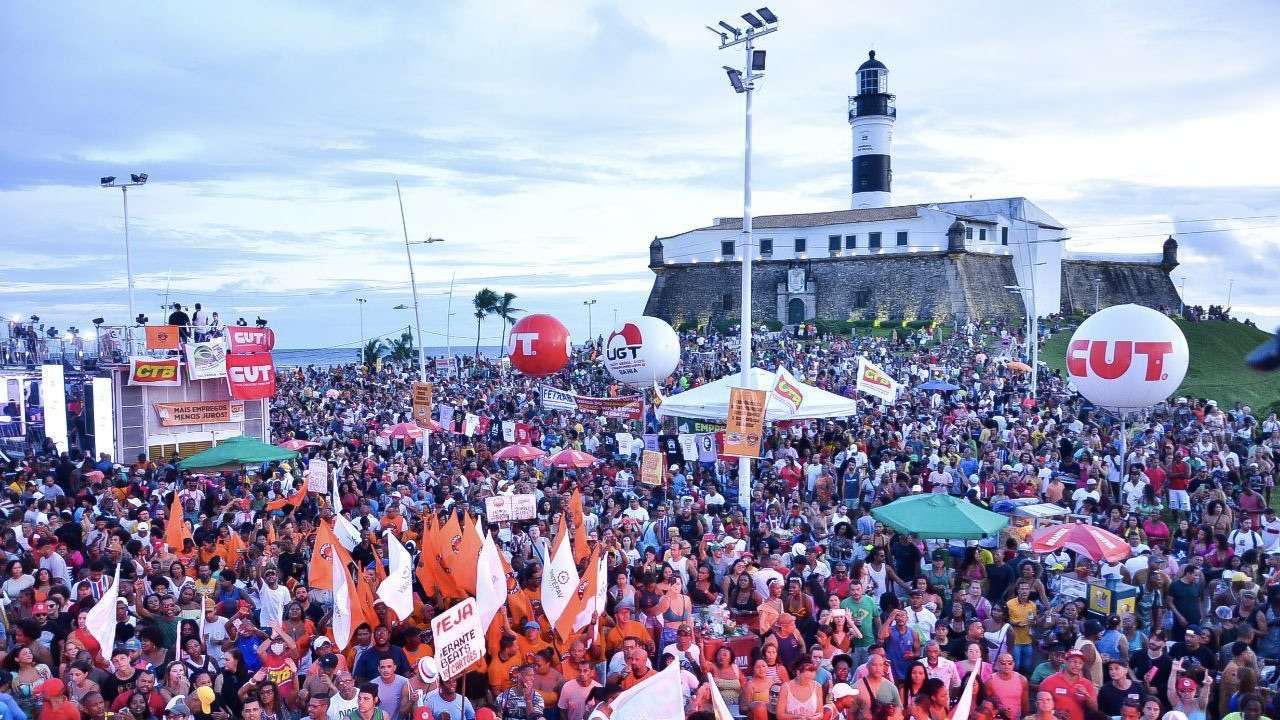 Em defesa dos trabalhadores, PT Bahia convoca militância para ato no 1° de Maio