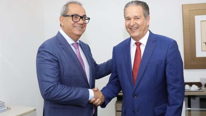 Vereador Carlos Muniz visita presidentes do TRE e TJBA