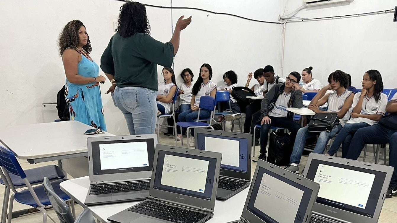 Escuta Bahia promove consulta com mais de 100 mil estudantes sobre as escolas da rede estadual