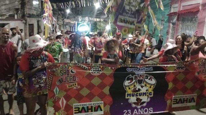 Nonato Sanskey e Samba Mucum’G realizam grande desfile de samba junino no Garcia na noite de São João