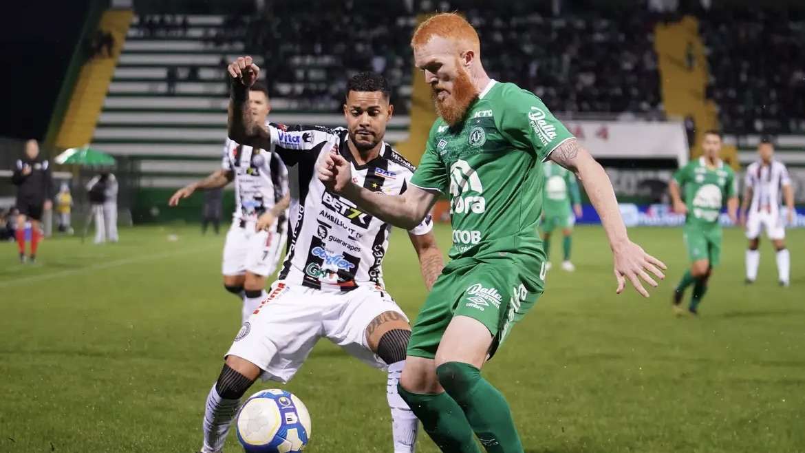 Operário-PR supera chapecoense e dorme na vice-liderança da série B