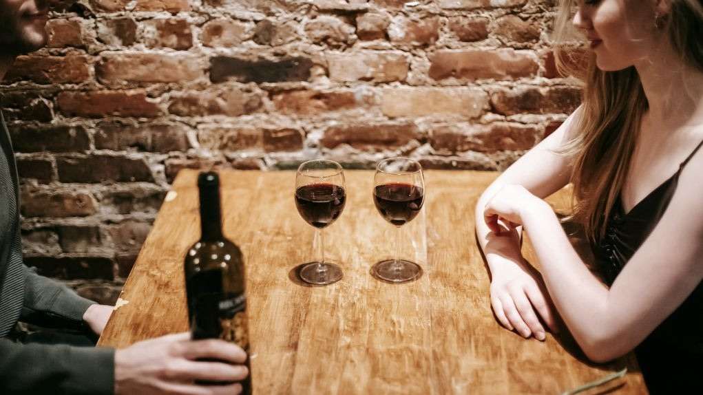 A escolha ideal, vinhos e champanhes para um jantar refinado
