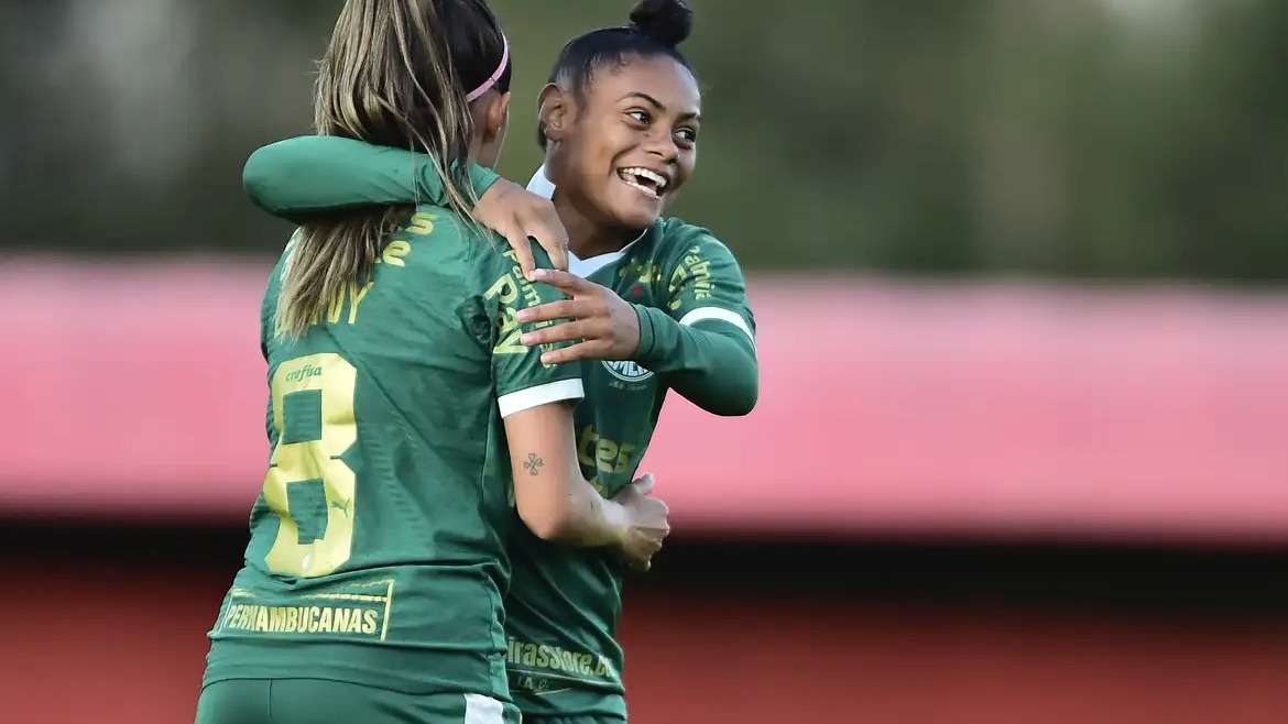 Palmeiras goleia São Paulo por 5 a 1 no brasileiro feminino