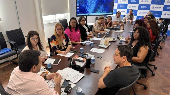 Mães atípicas debatem políticas de educação inclusiva em Salvador.