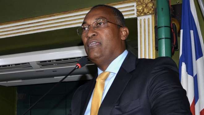 Vereador Carolino solicita mais edições do projeto “Saúde nos Bairros” para ampliar atendimento à população carente