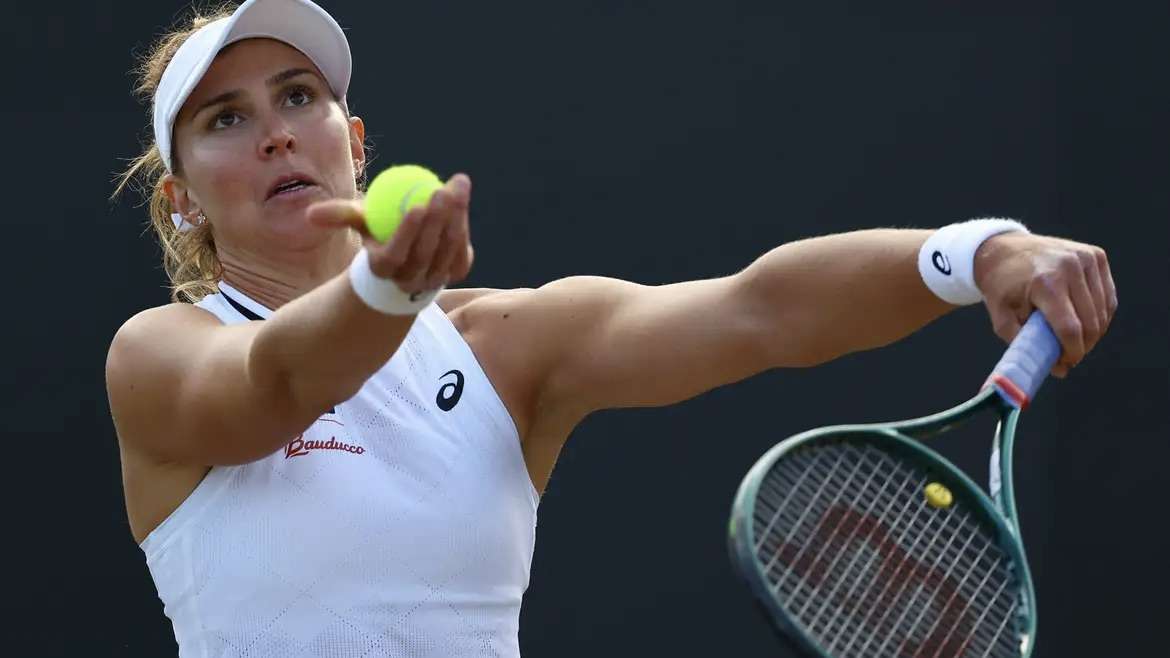 Bia Haddad encerra participação em Wimbledon após derrota para Danielle Collins