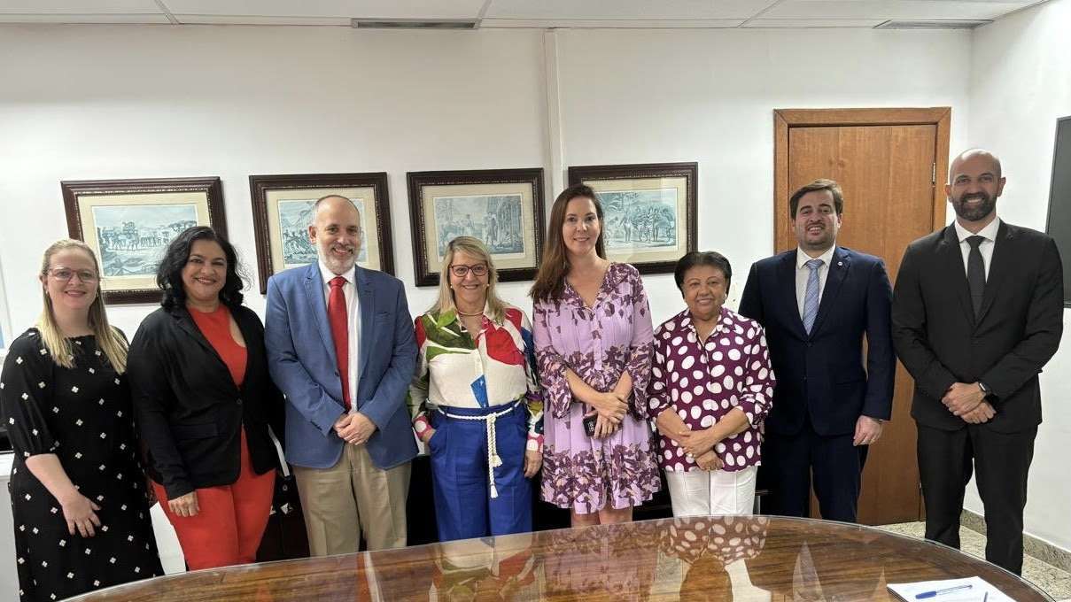 Presidente do TJBA se reúne com cúpula da OAB Bahia para fortalecer diálogo