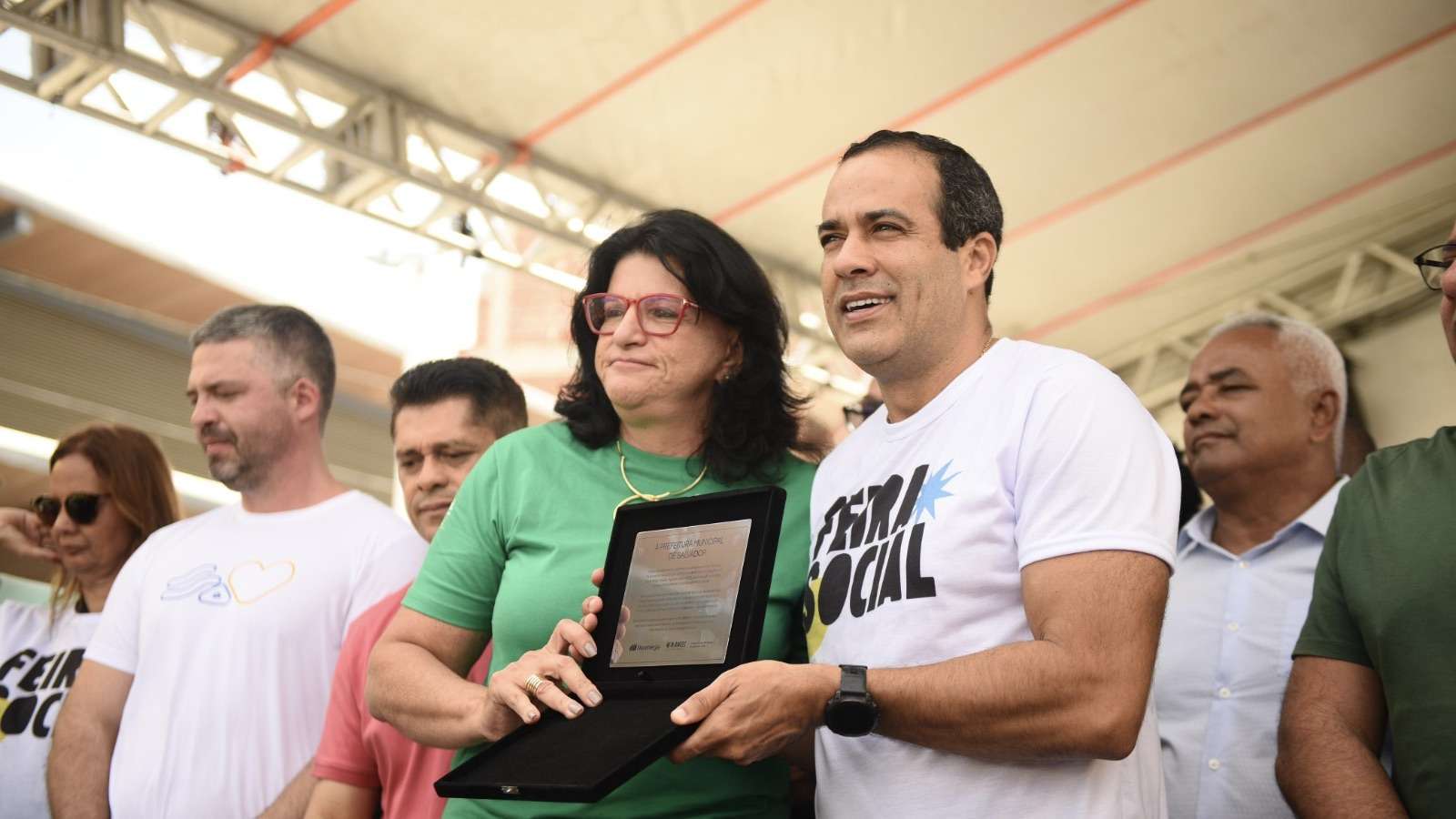 Prefeitura de Salvador inaugura Mercado Popular, usina solar e unidades habitacionais no Mané Dendê.