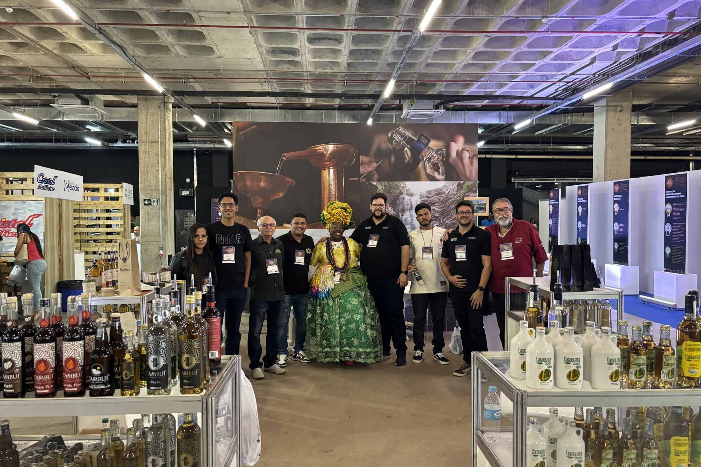 Feira Expocachaça destaca a qualidade e diversidade das cachaças baianas.