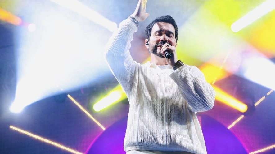 Salvador: Sete mil pessoas prestigiam show do Padre Fábio de Melo em homenagem a Santa Dulce dos Pobres