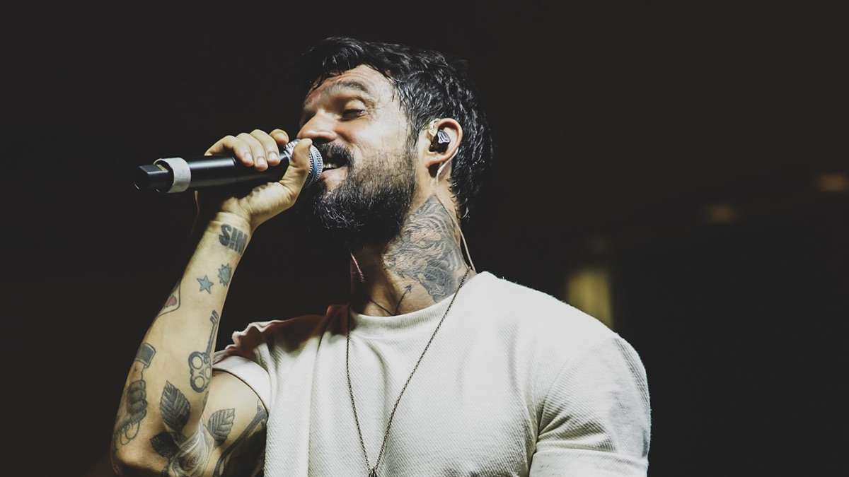 Sextou com Pondé traz música e encontros na casa rosa em nova edição