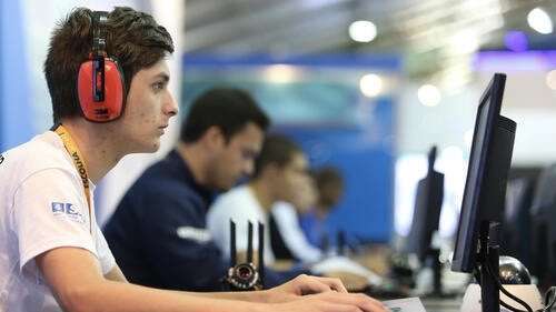 Indústrias valorizam habilidades socioemocionais em profissionais, afirma SENAI