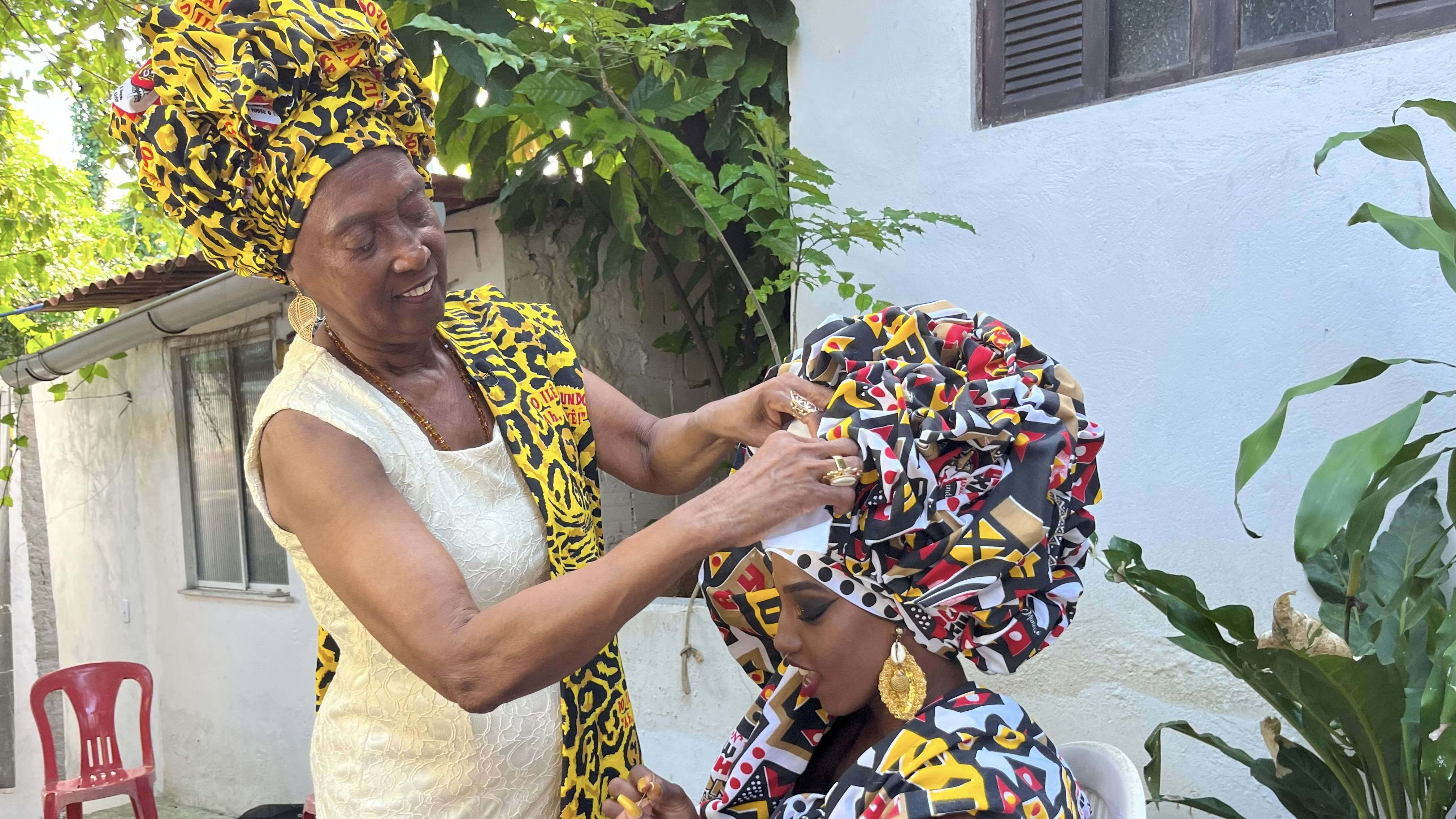 WISH Hotel da Bahia celebra blocos afro com exibição do documentário “Sons do Terreiro Mundo”.