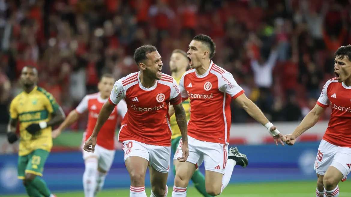 Internacional fecha 26ª rodada do brasileiro com vitória sobre Cuiabá