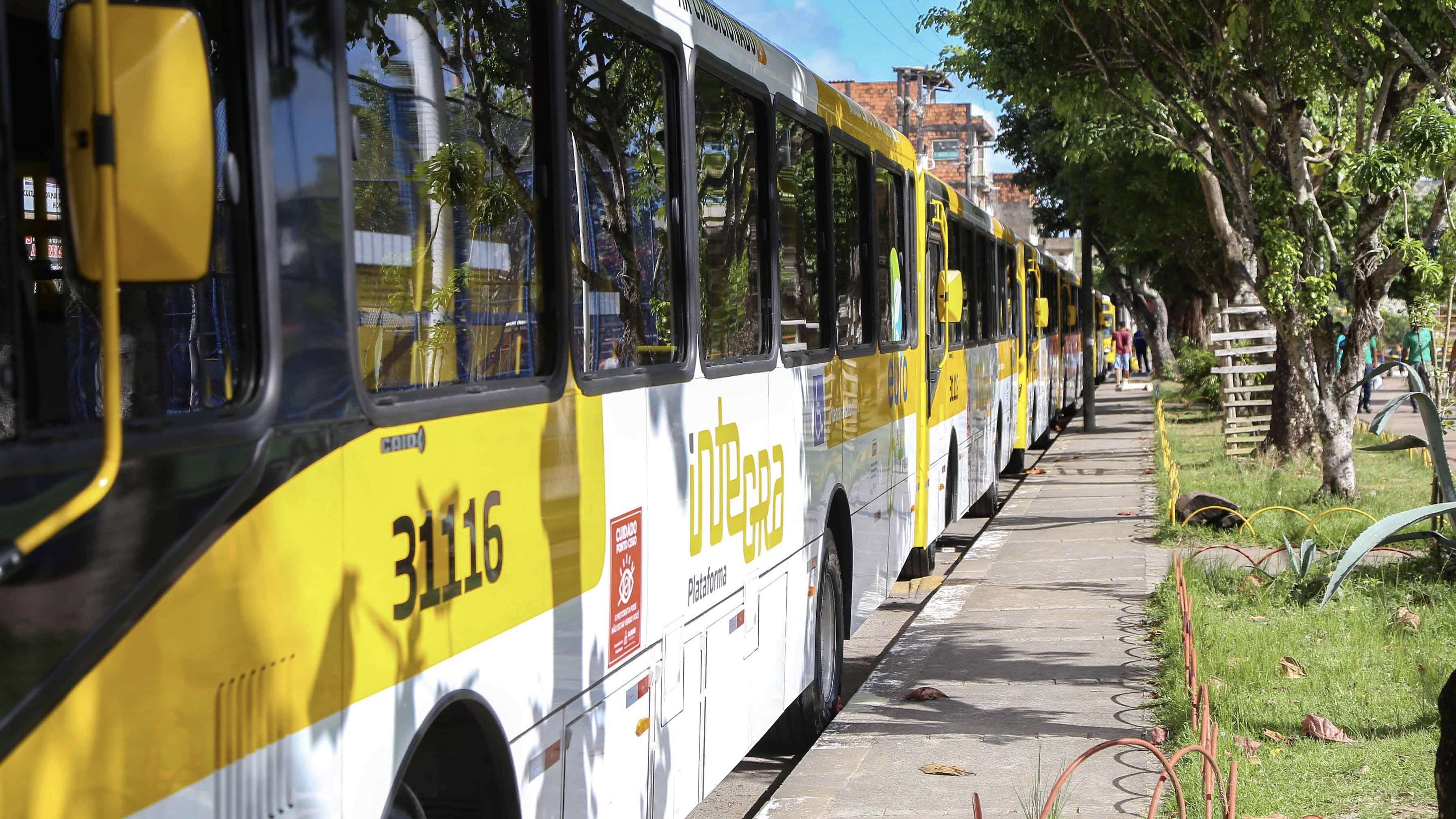 Nova linha de ônibus conecta bairros de Salvador