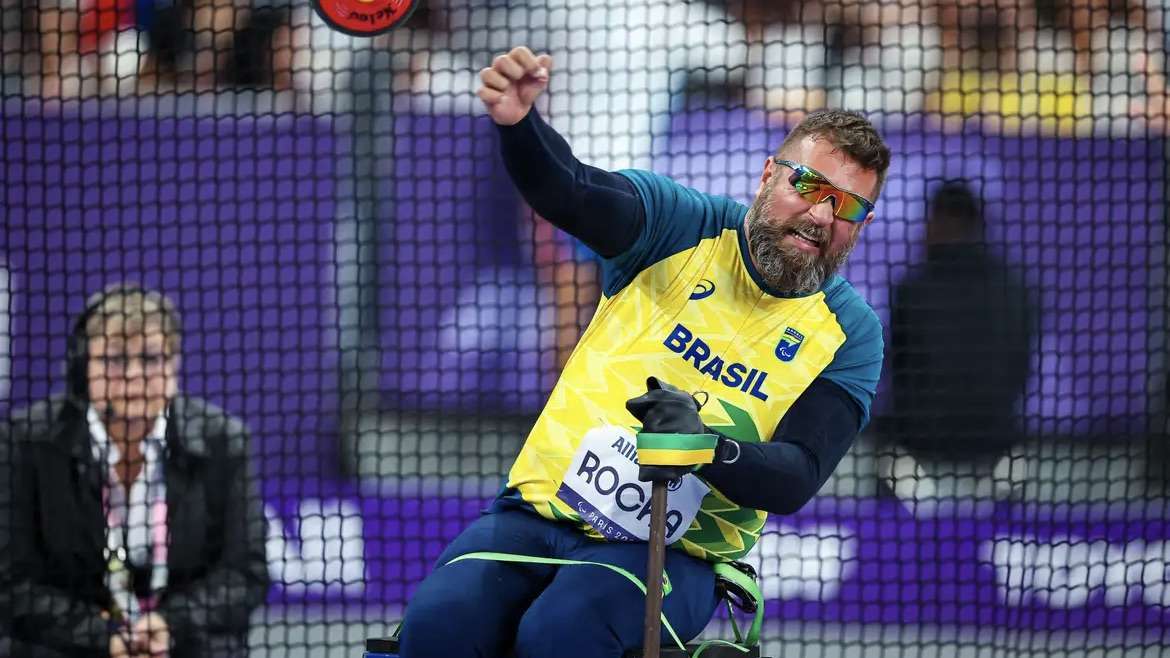 Bronze de André Rocha no lançamento de disco marca a 400ª medalha do Brasil em jogos paralímpicos