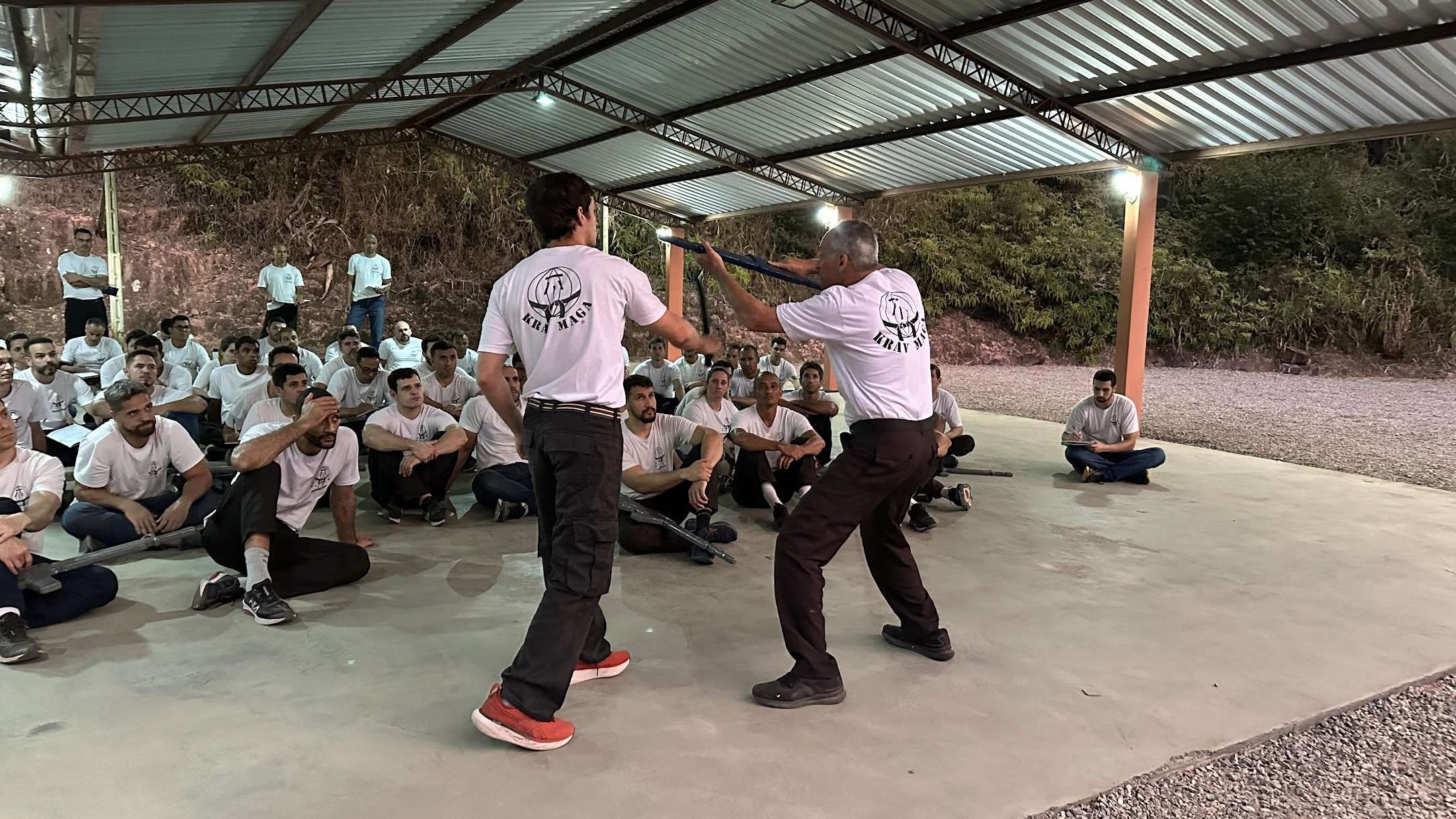 Instrutores da Bahia participam de curso de especialização em Krav Maga com Mestre Kobi