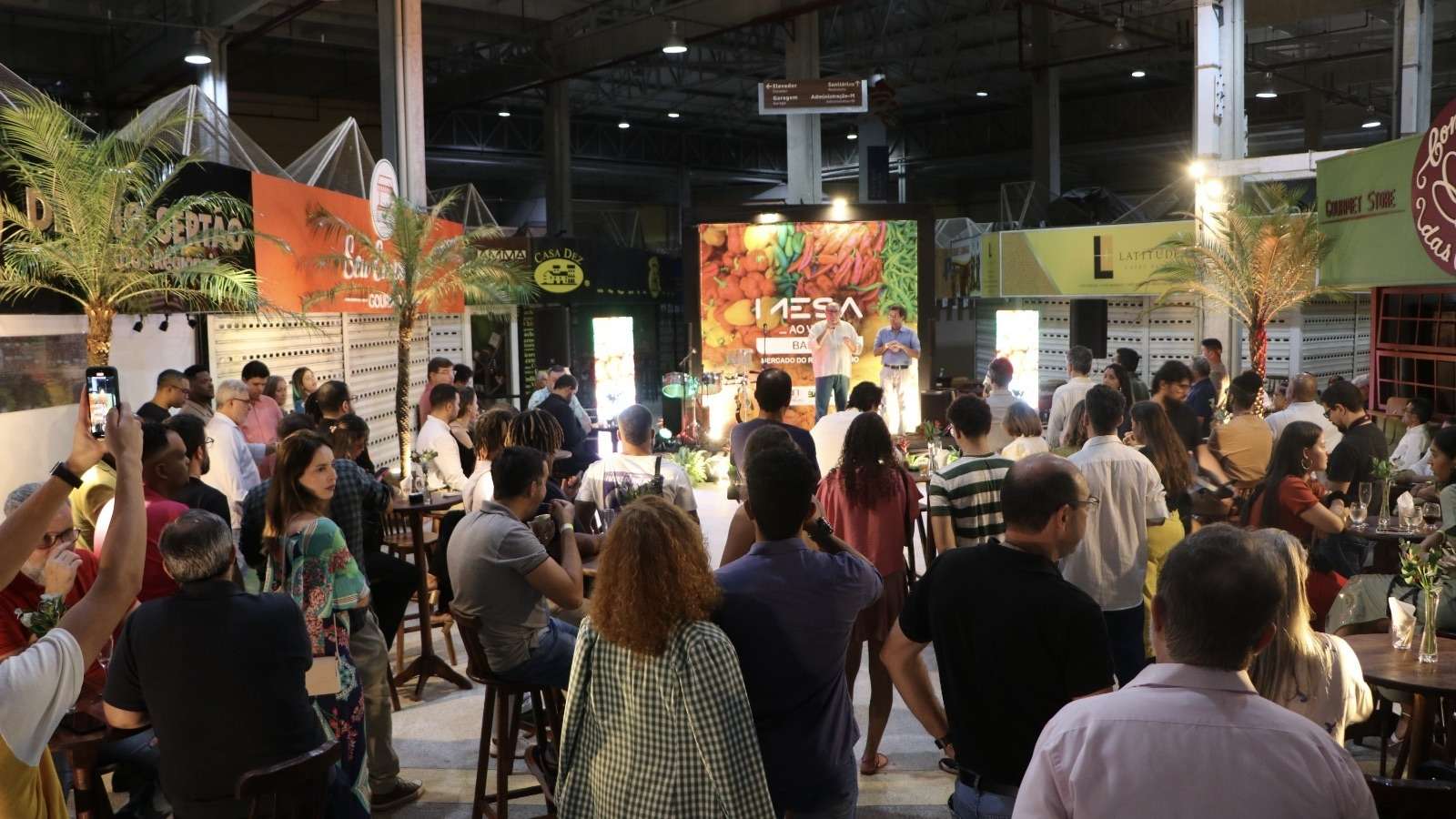 Mercado do Rio Vermelho sedia lançamento do mesa ao vivo Bahia 2024 com presença de Claude Troisgros