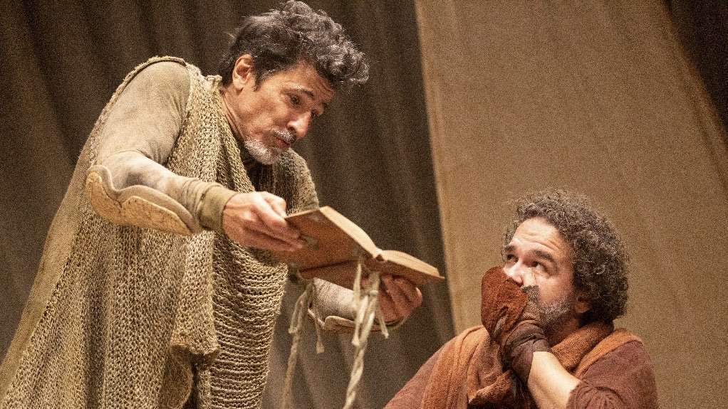 CAIXA Cultural Salvador apresenta “Dom Quixote” com Leonardo Brício e Kadu Garcia