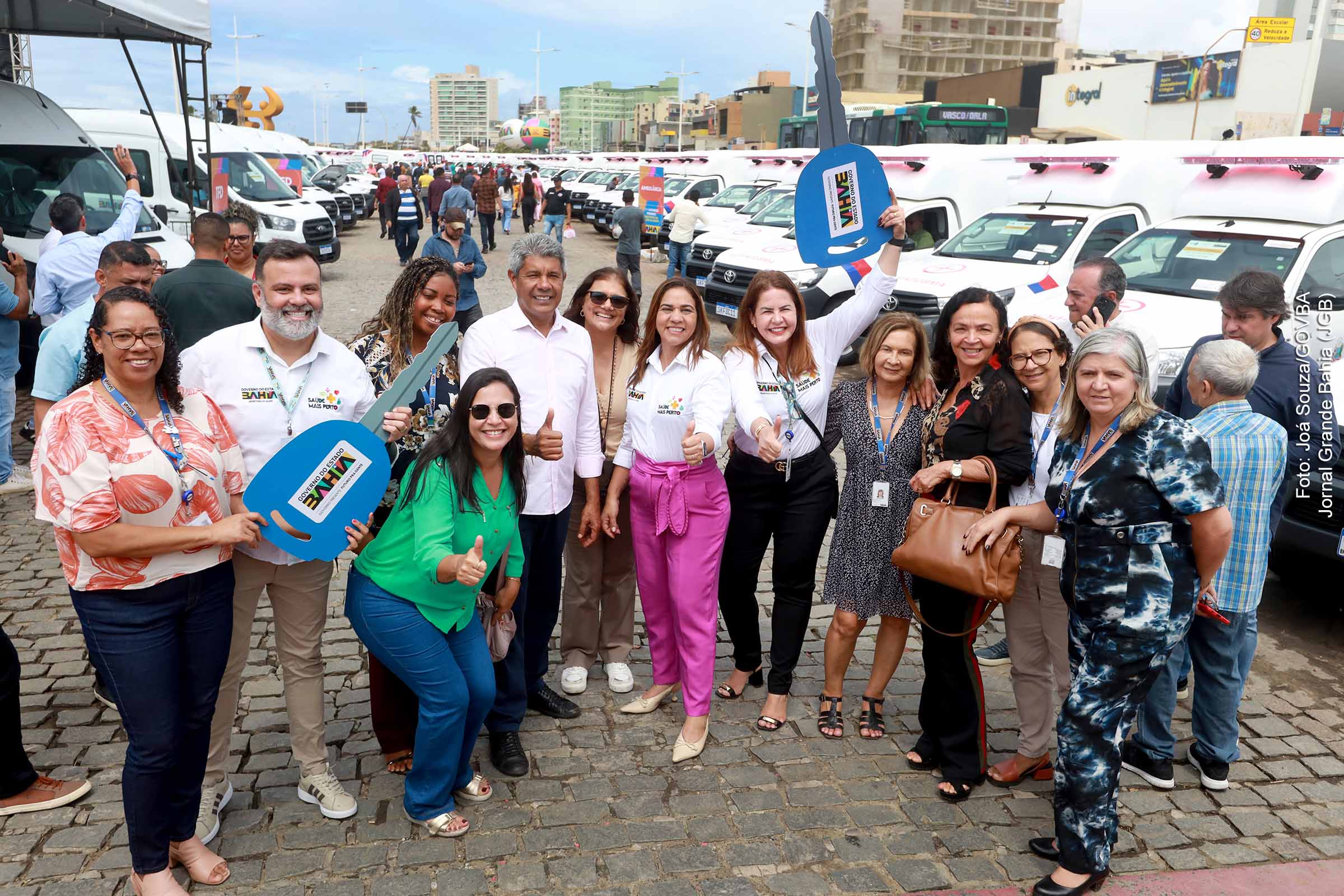 Governador Jerônimo Rodrigues fortalece saúde no interior com entrega de ambulâncias para 65 municípios