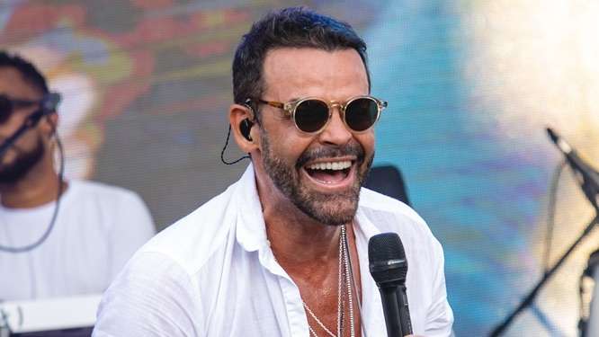 Alexandre Peixe lança primeiro EP do projeto audiovisual “Peixxe – 20 Anos”