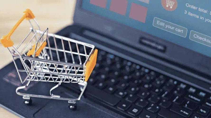 Brasil pode superar 100 milhões de compradores online até 2026