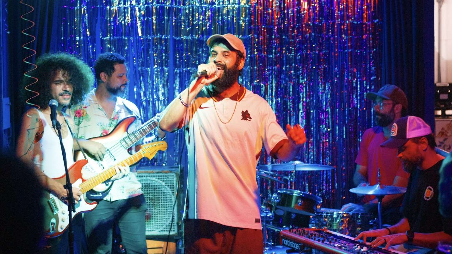 Cajá realiza temporada de shows na Casa da Mãe e celebra a musicalidade Baiana