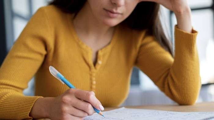 Especialista oferece orientações para redação do enem 2024