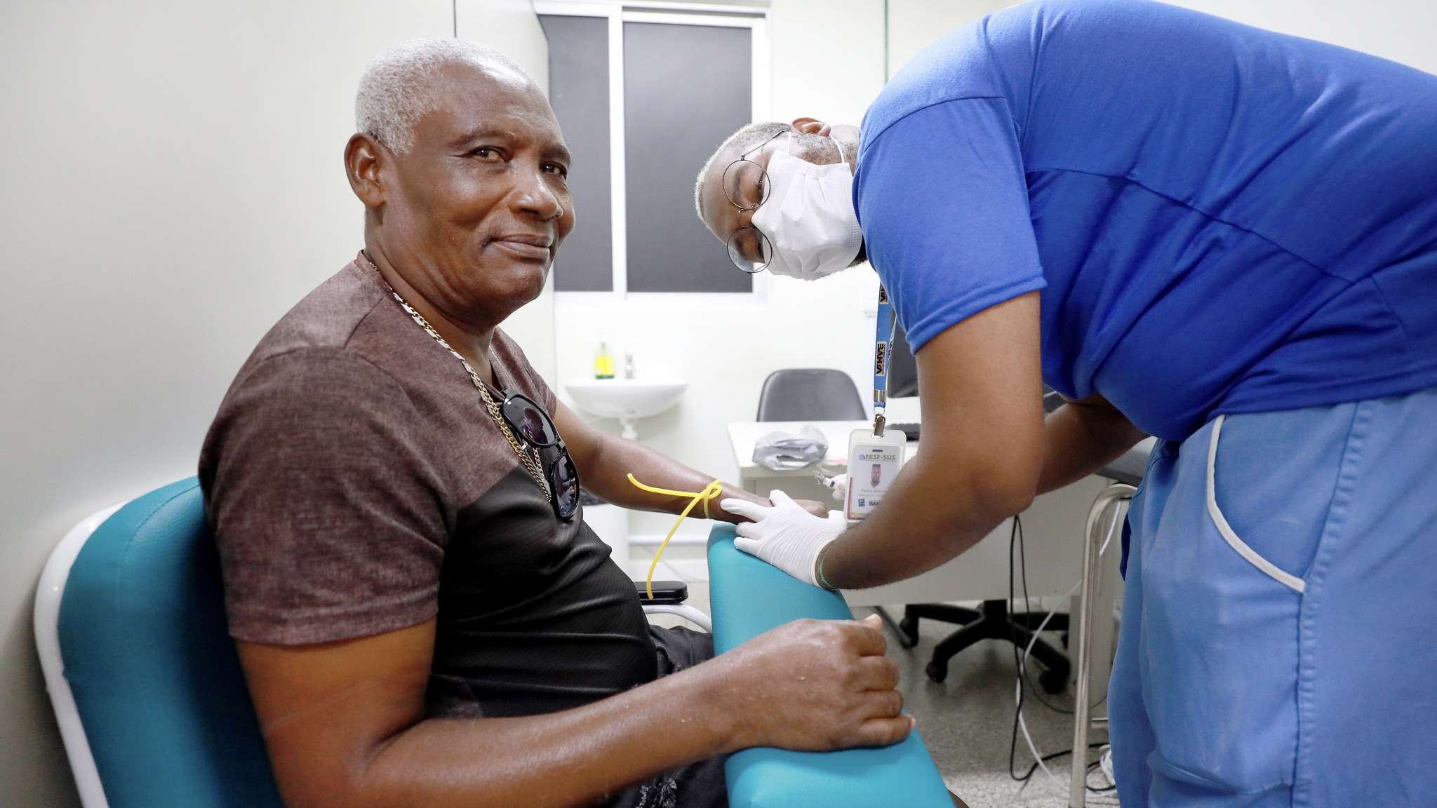 Novembro Azul Sesab oferece mais de 3,2 mil vagas para consultas e exames em Salvador