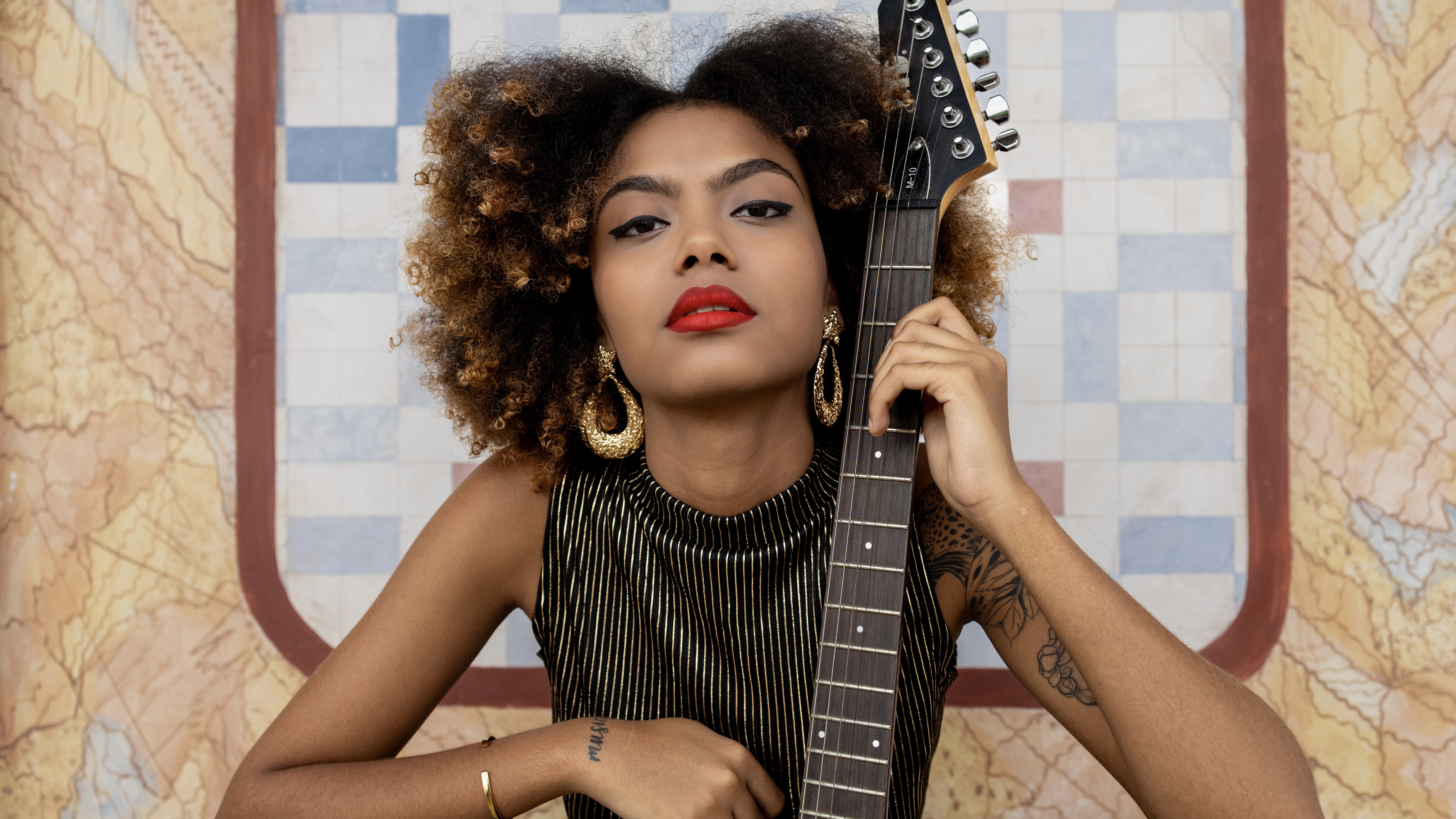 Ana Sales apresenta show na Casa Rosa pelo projeto Quinta da Casa