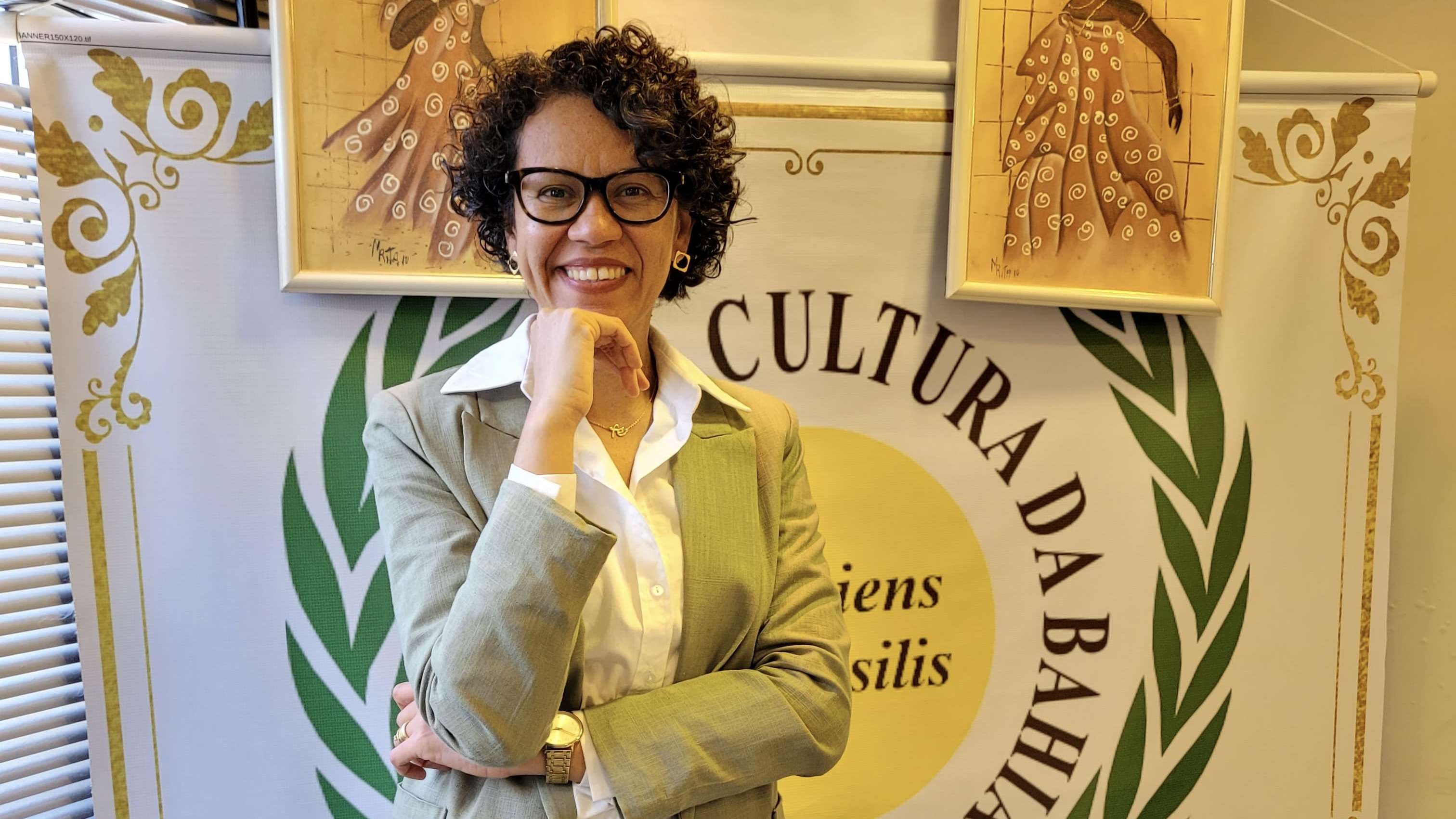 Ana Cecília Ferreira toma posse na Academia de Cultura da Bahia