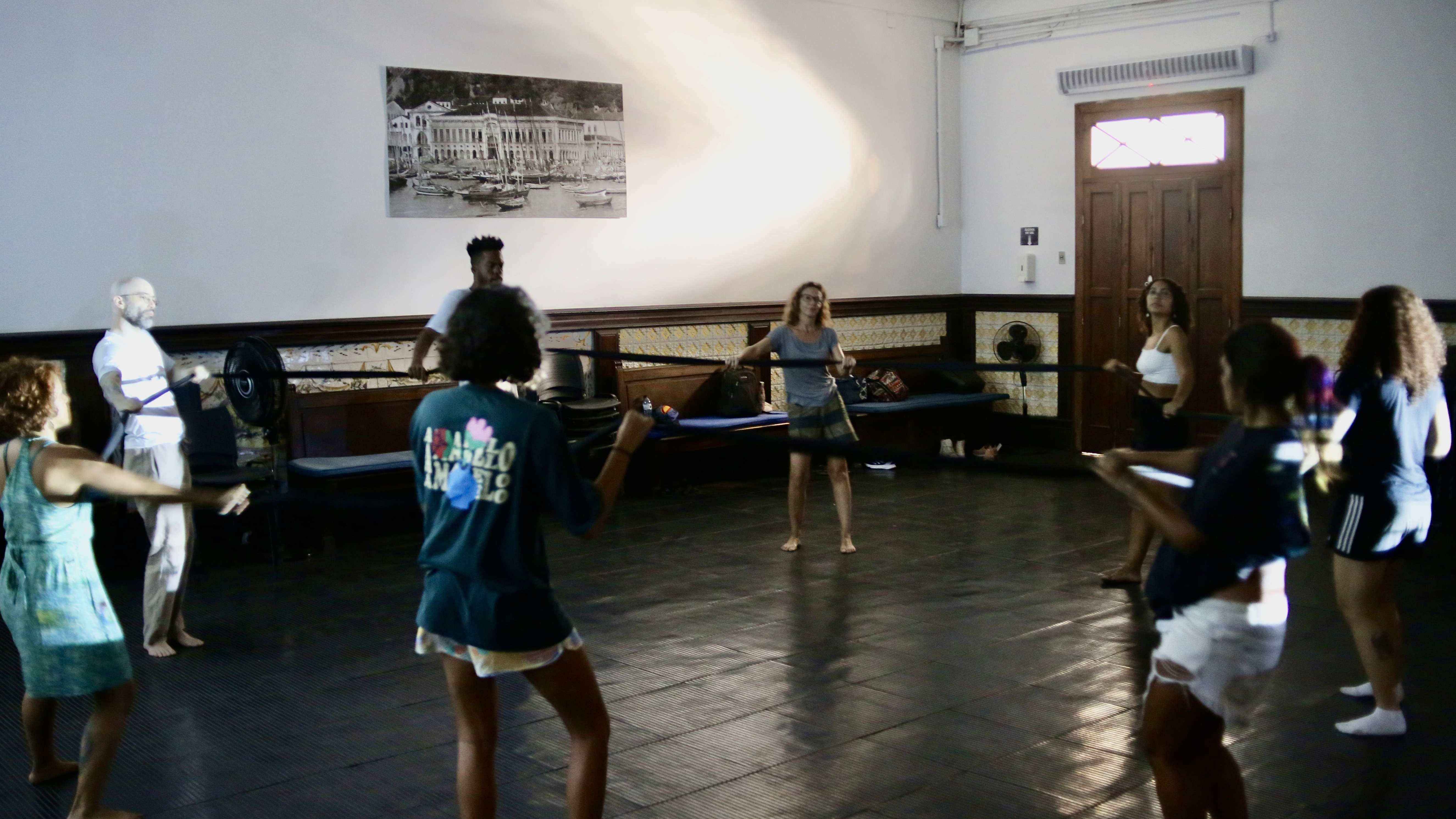 Teatro Vila Velha inicia inscrições para oficinas Vila Verão 2025 no Museu de Arte da Bahia  Legenda