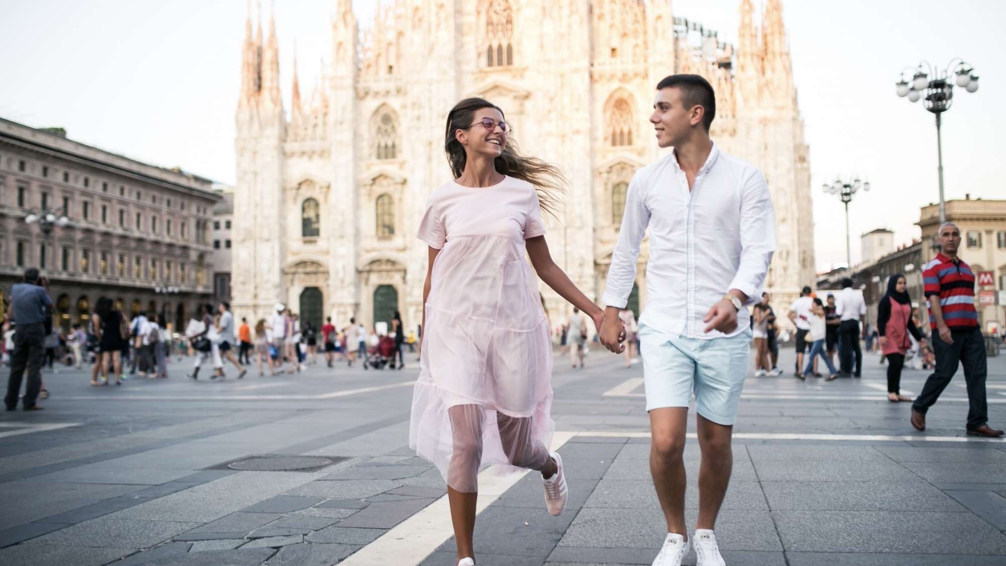 Morar na Itália entenda os requisitos para solicitar a dupla cidadania.