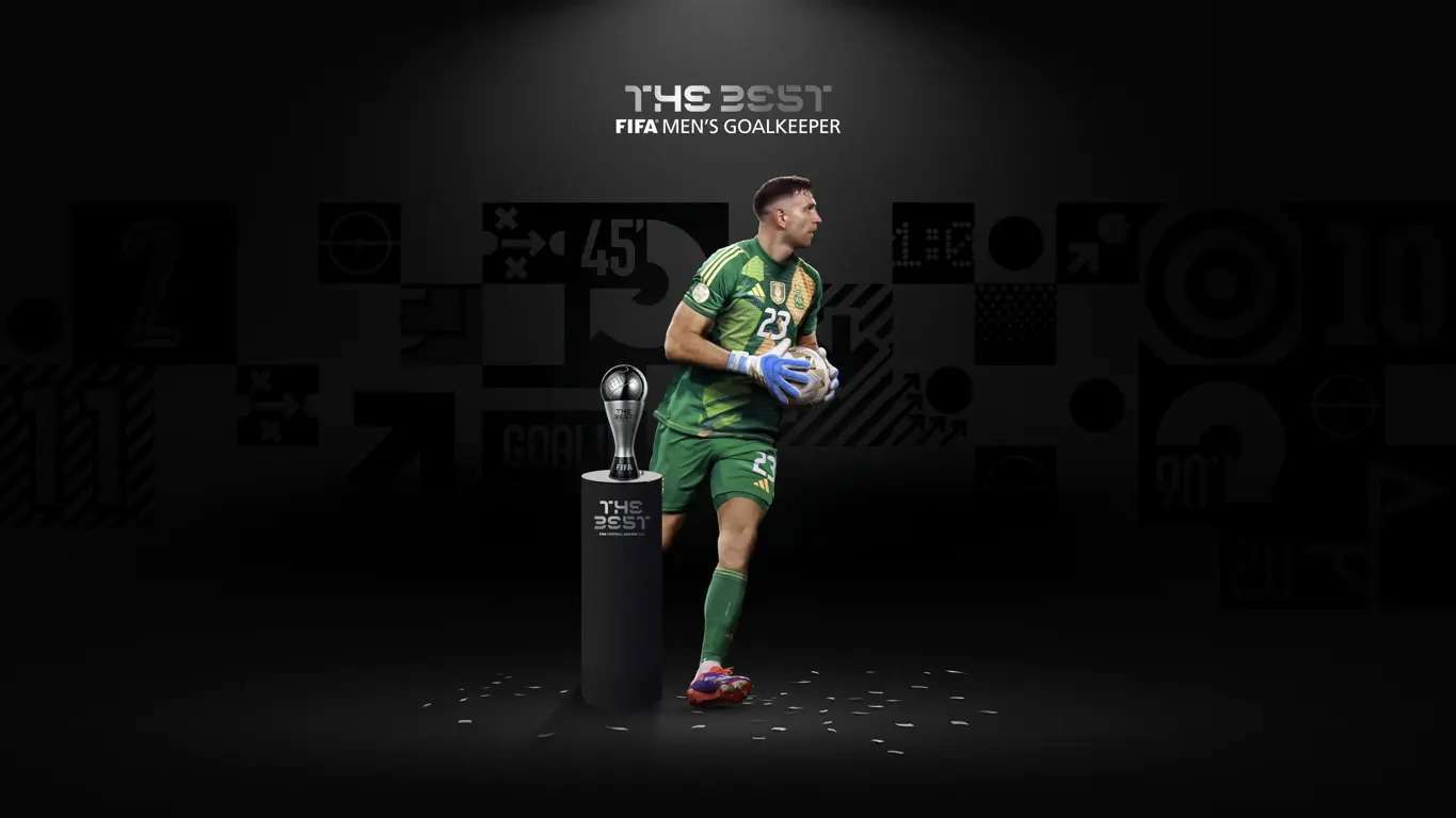 Emiliano Martínez torna-se bicampeão do prêmio The Best FIFA.
