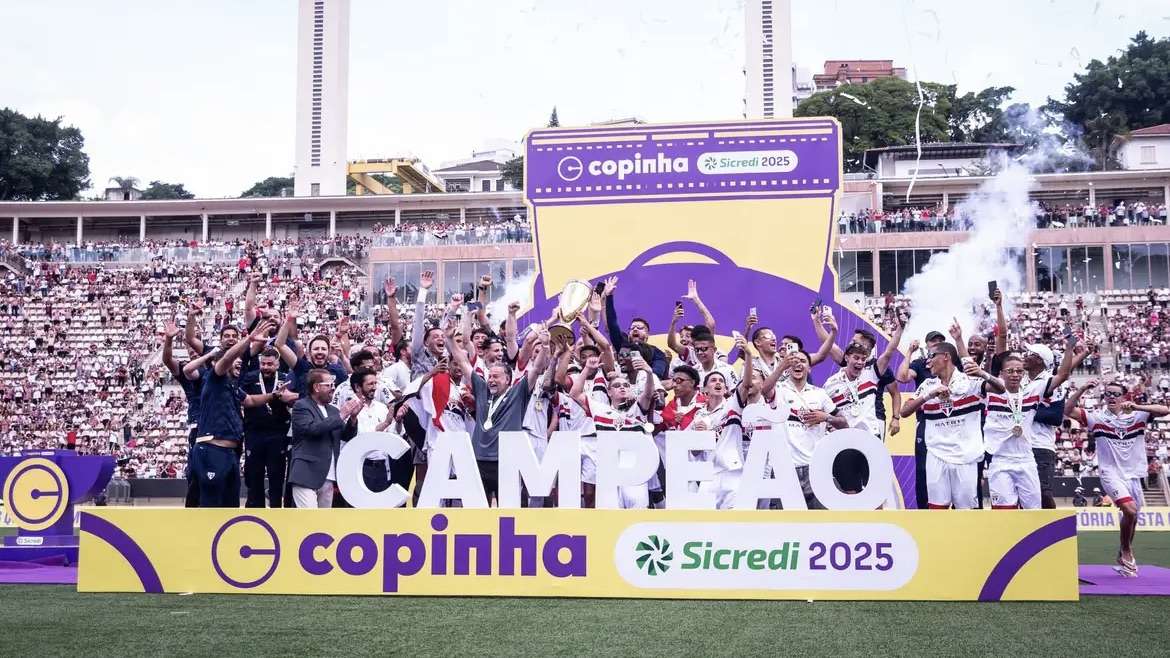 São Paulo conquista o pentacampeonato da Copinha com virada sobre o Corinthians