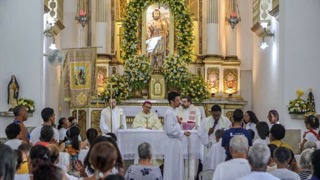 Salvador recebe a tradicional Festa de São Lázaro, unindo culturas e promovendo reflexões sobre esperança.