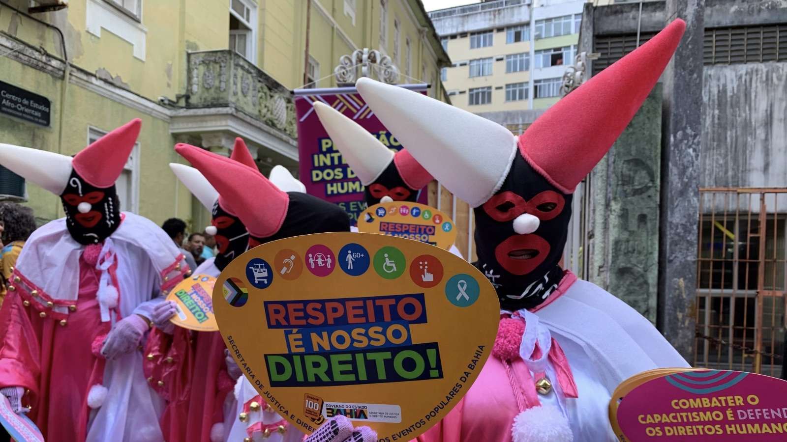 Governo da Bahia reforça plantão integrado de direitos humanos no Carnaval 2025.