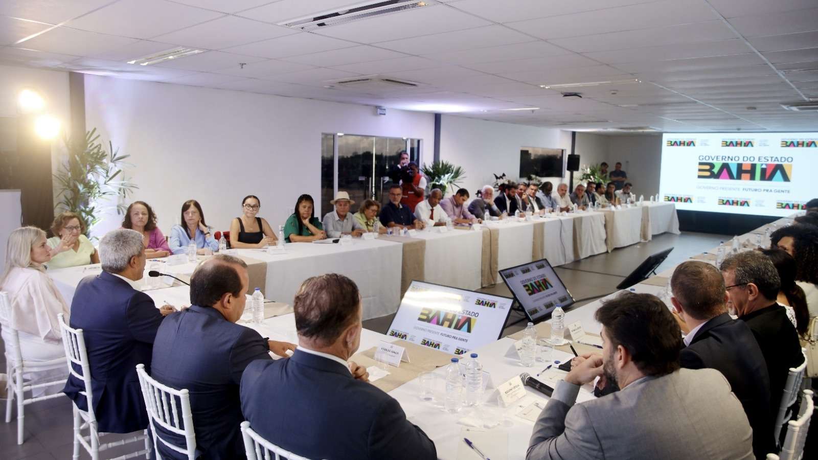 Governo da Bahia mantém tarifa do metrô e transporte metropolitano sem reajuste