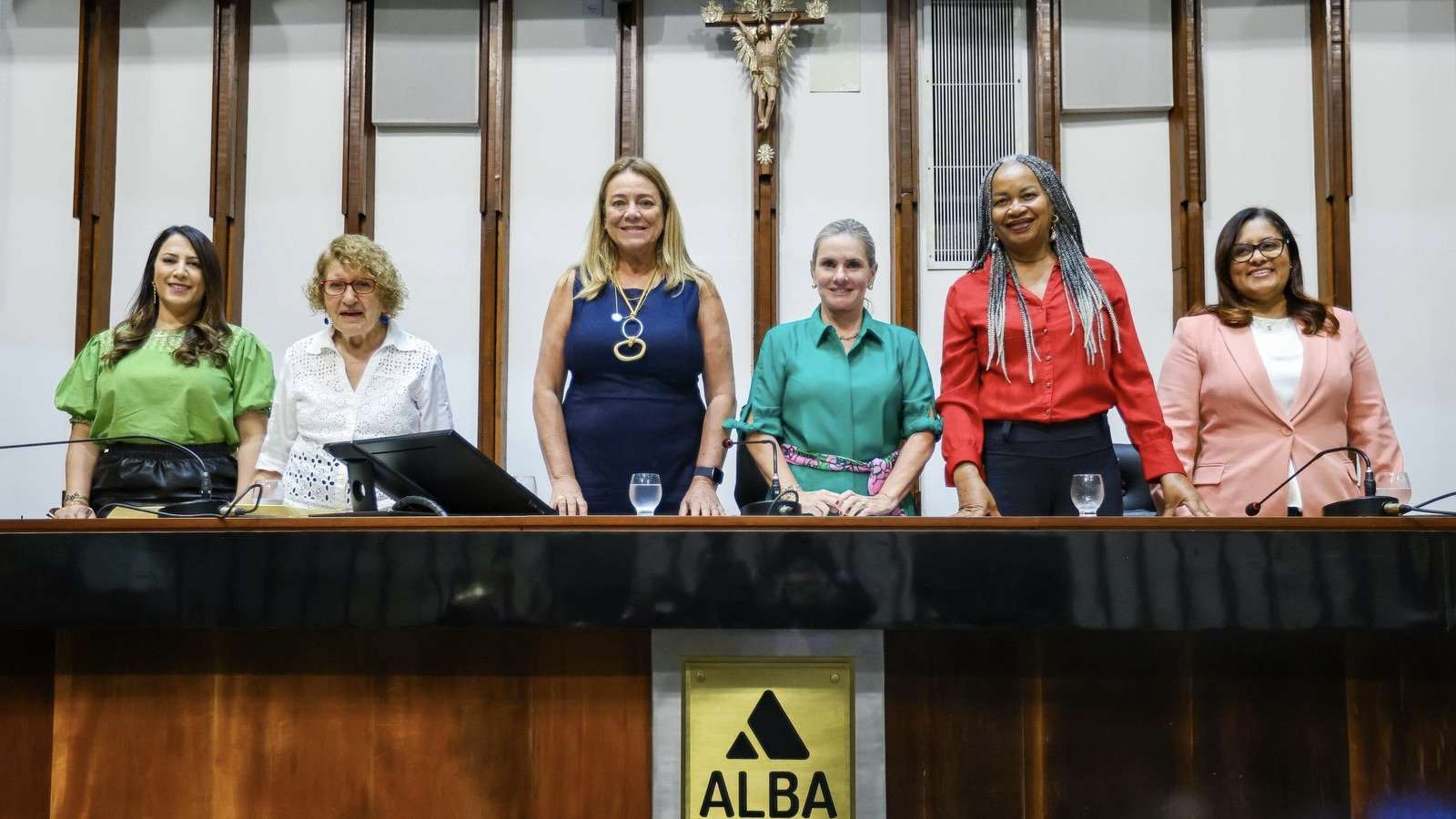Presidente em exercício da ALBA participa de audiência sobre solidez fiscal da Bahia
