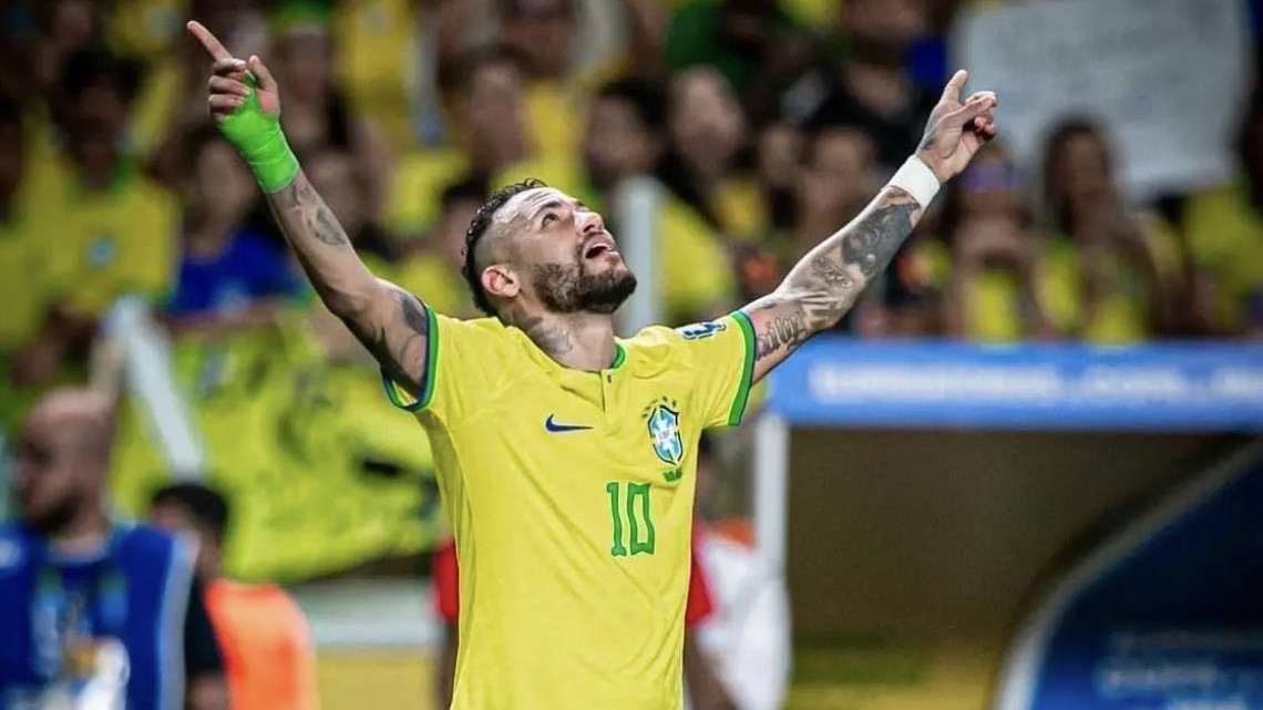 Neymar celebra 33 anos e retorna ao Santos após carreira internacional vitoriosa