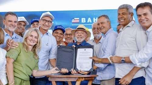 Governo Federal entrega adutora e obras hídricas na Bahia.