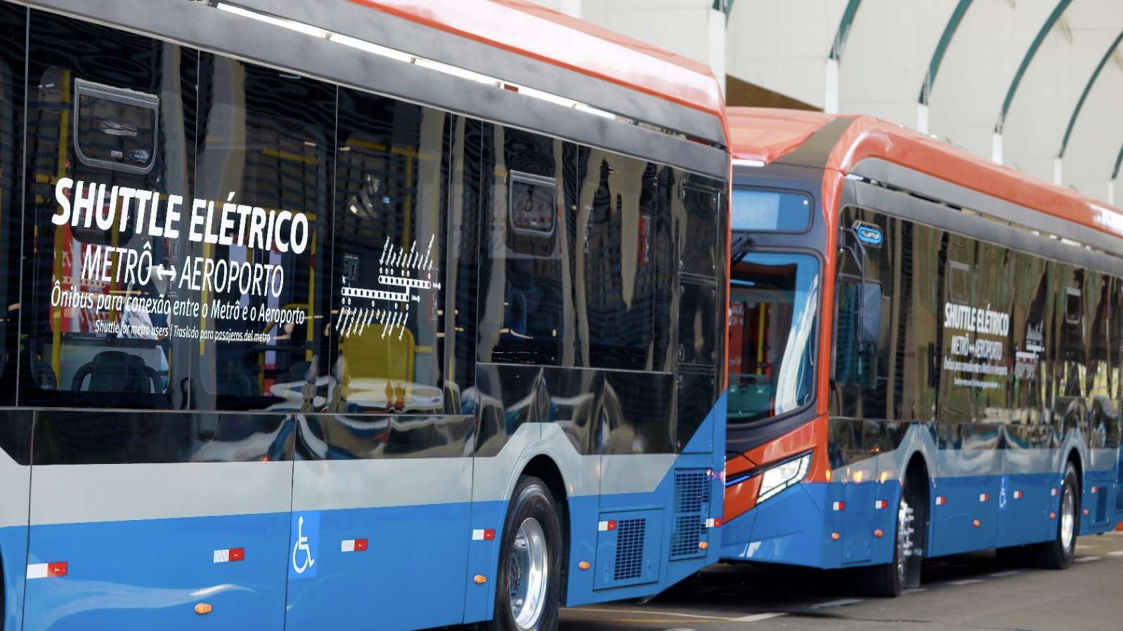 Governo da Bahia implanta ônibus elétrico no transporte entre o aeroporto e o metrô de Salvador