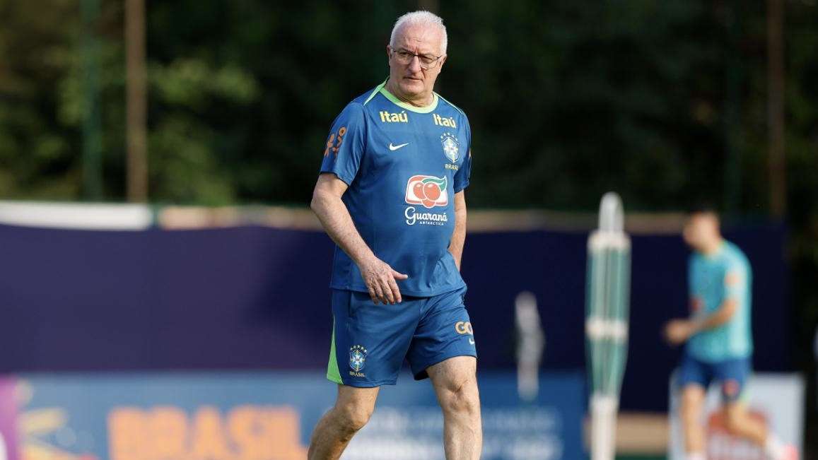 Comissão técnica da Seleção Brasileira viaja à Europa para observar atletas antes da convocação.