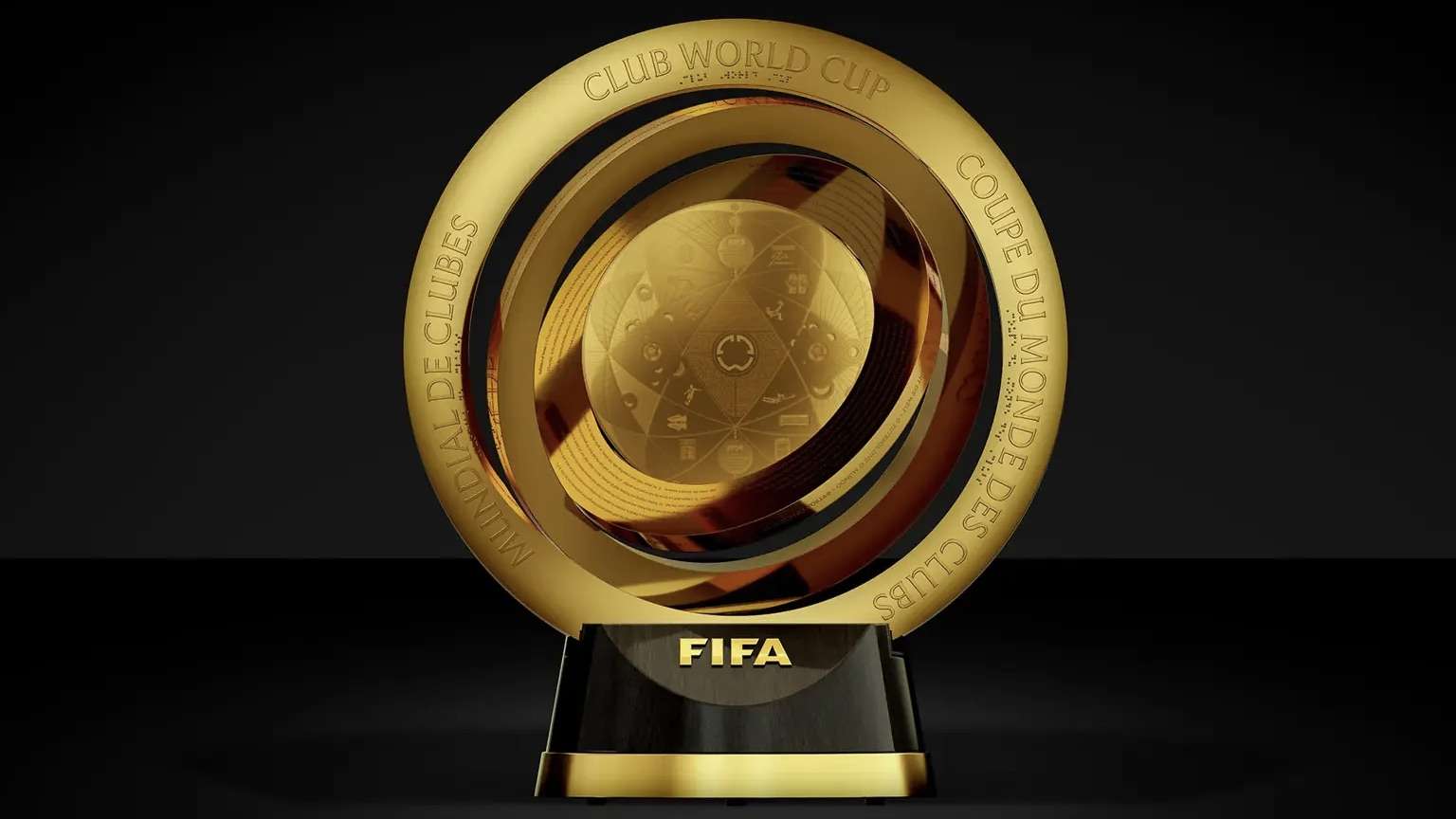 Troféu do Mundial de Clubes da FIFA é revelado.