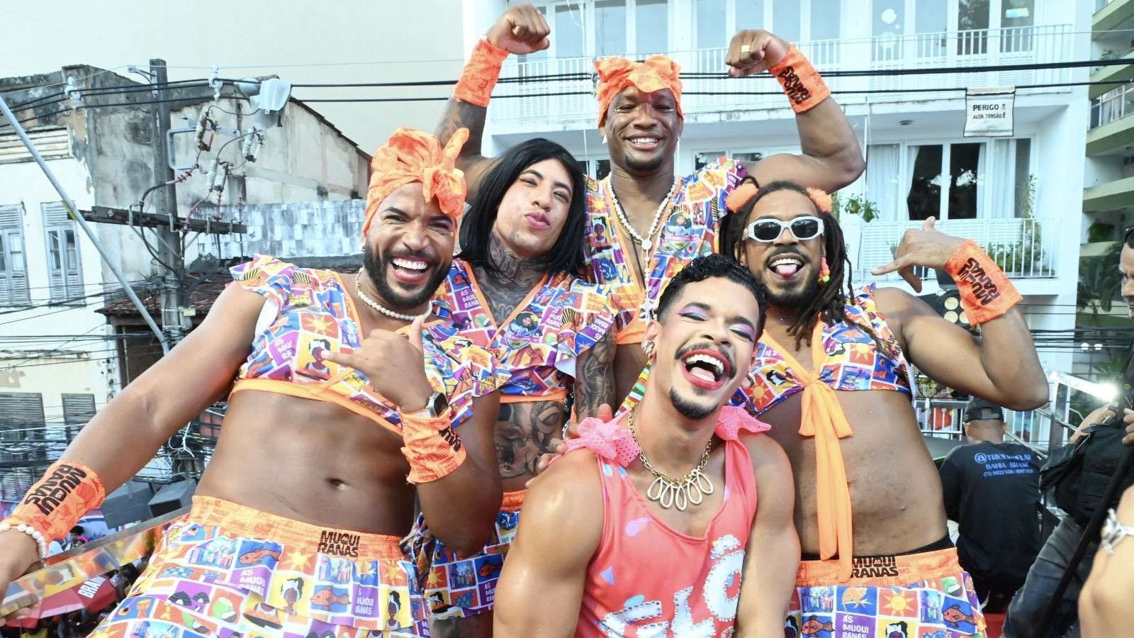 Psirico comanda segundo dia de desfile das Muquiranas no Carnaval de Salvador.