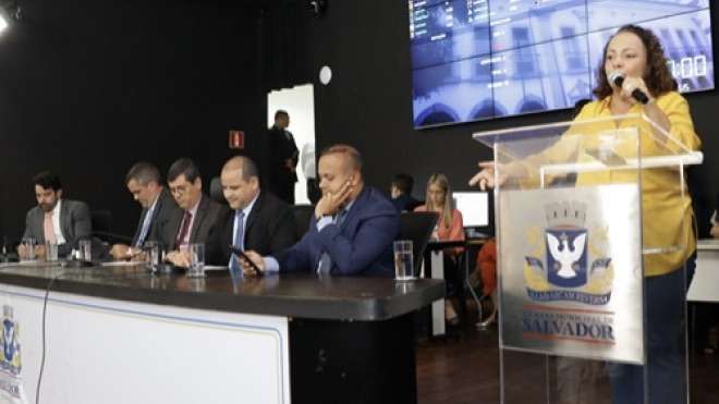 Aladilce relembra os cinco anos da pandemia de Covid-19 e critica gestão federal