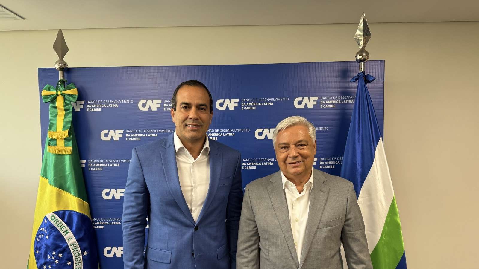 O Prefeito Bruno Reis assina financiamento de US$ 125 milhões para implantação de teleférico e investimentos em tecnologia e capacitação