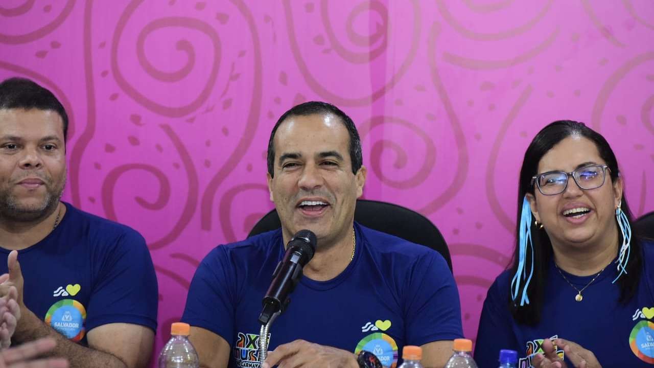 Prefeito Bruno Reis destaca equilíbrio de público entre circuitos no penúltimo dia do Carnaval 2025 de Salvador e exalta Super Terça no Centro.